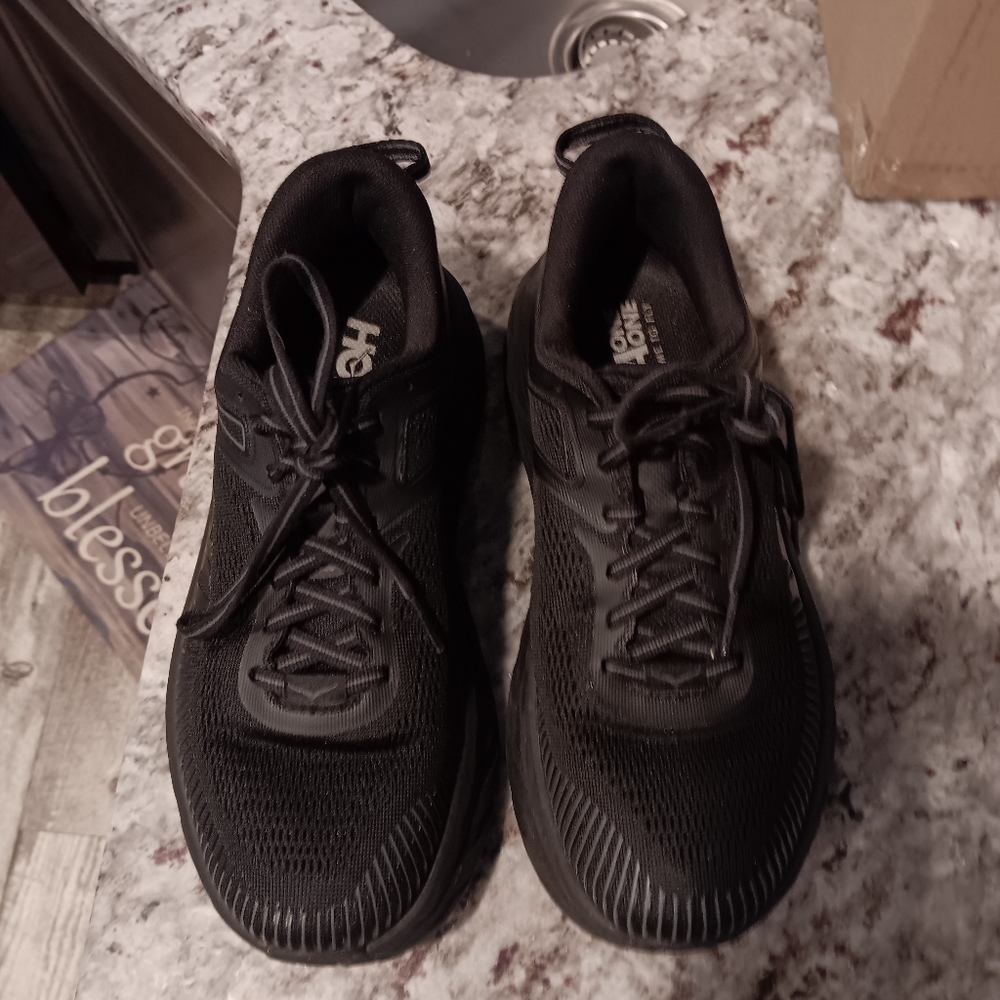 HOKA BONDI 7